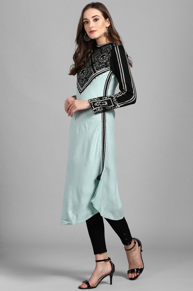 Black Long Kurta with Embroidery and Flared Sleeves 23SSLK03051-6 – Lakshita