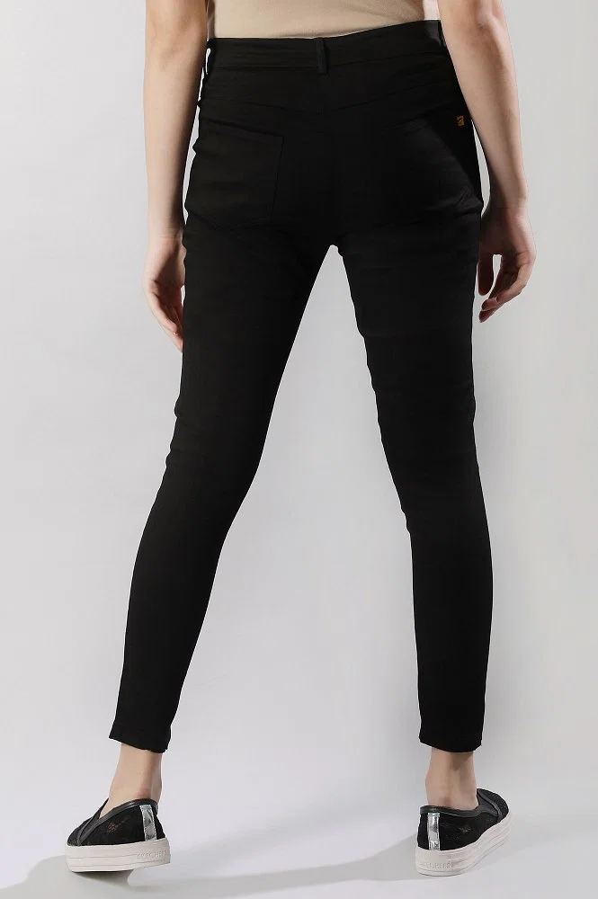Buy online Black Solid Jegging from Jeans & jeggings for Women by Westwood  for ₹1029 at 60% off