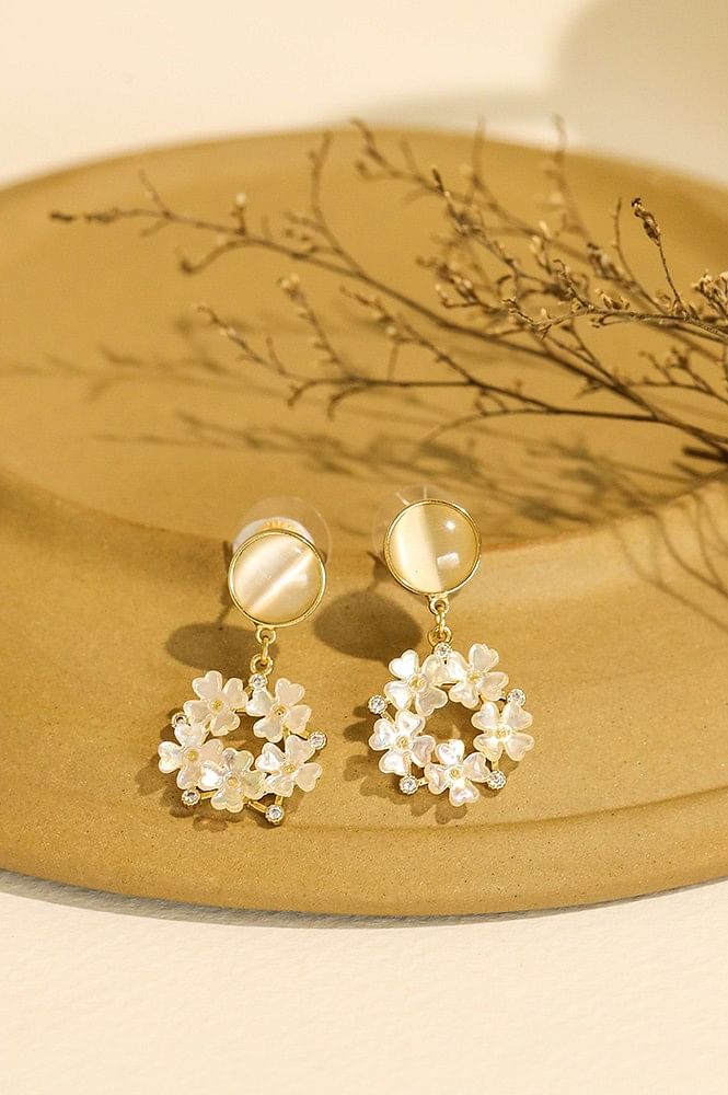White Jhumkas Online Shopping for Women at Low Prices