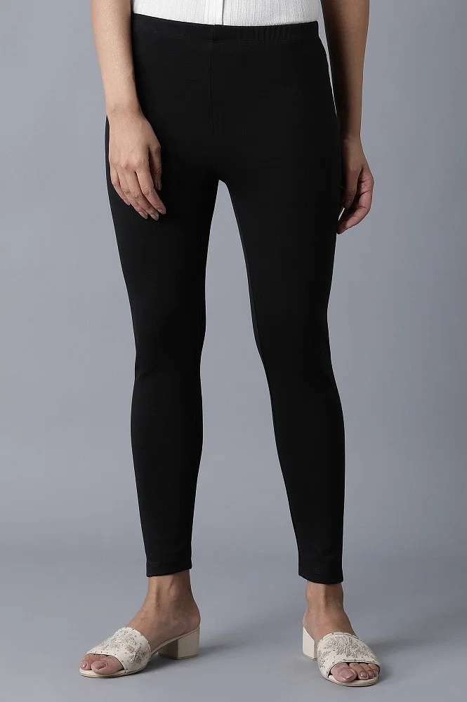Buy online Ankle Length Solid Legging from Capris & Leggings for Women by  Aurelia for ₹250 at 64% off