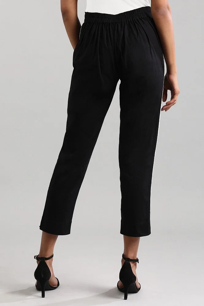 Buy Black Solid Trousers Online - Aurelia