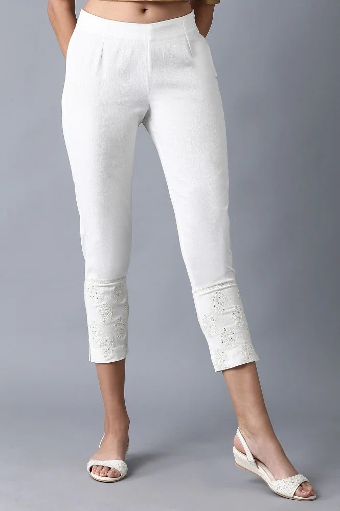 Vintage Trousers Pants of White Women Slim Hips Capris Size L/ 40 EU/14 GB  -  Canada