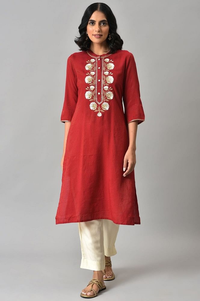 Powder blue embroidered kurta with pants  Set of Two by The Weave Story   The Secret Label