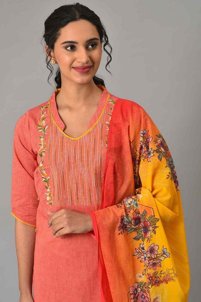 Women's Orange Chikankari Kurta Pant Set - Geeta Fashion | Spring outfits  casual, Casual indian fashion, Kurti designs party wear