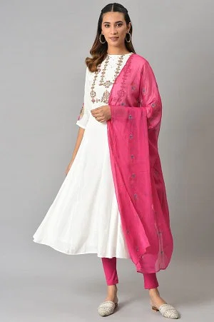 Ecru Embroudered Flared Kurta In Round Neck With Tights And Chiffon Dupatta