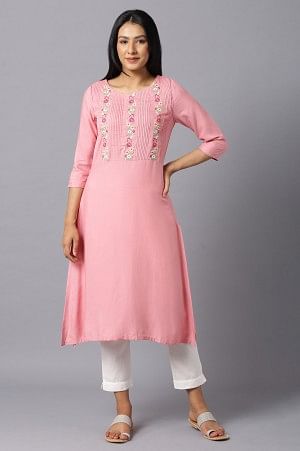 Pink Embroidered Kurta With Lace Trimming