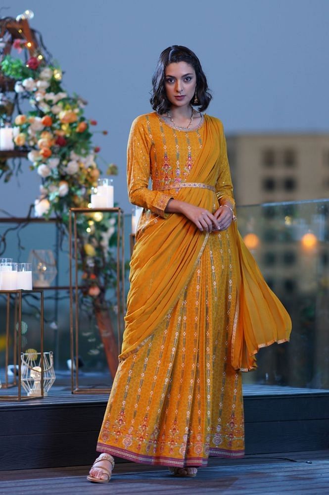 Buy Pasha India Pink Linen Saree Dress With Belt Online | Aza Fashions