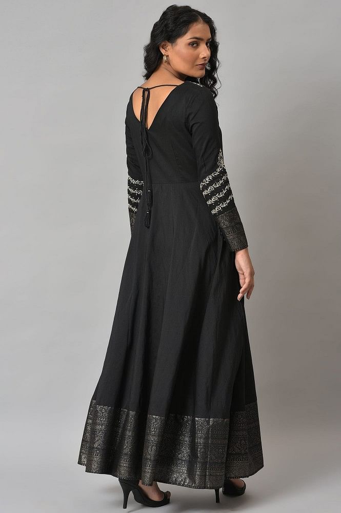 Black - Gowns - Indo Western Dresses: Buy Latest Indo Western Clothing  Online | Utsav Fashion