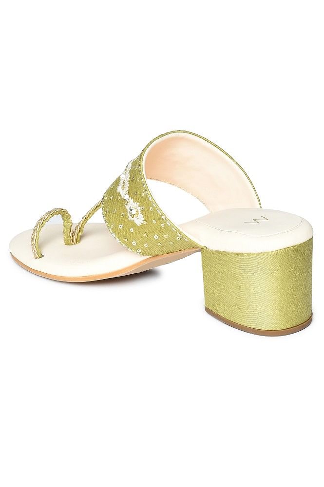 Gold high-heel sandals - pull&bear