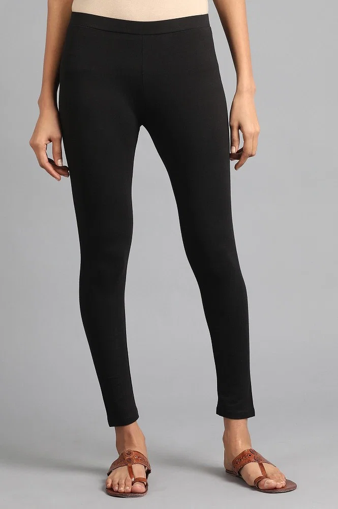 Black Ladies Cotton (OE) Ankle Length Leggings, Ethnic Wear, Slim Fit at Rs  57 in Tiruppur