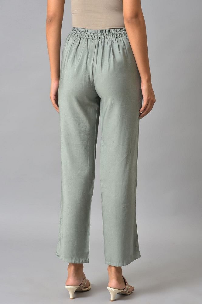 50% OFF on Ginger by Lifestyle Women White & Black Regular Fit Yarn Dyed  Checked Parallel Trousers on Myntra | PaisaWapas.com