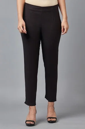Design Details For Bottoms - Threads - WeRIndia  Womens pants design, Pants  women fashion, Women trousers design