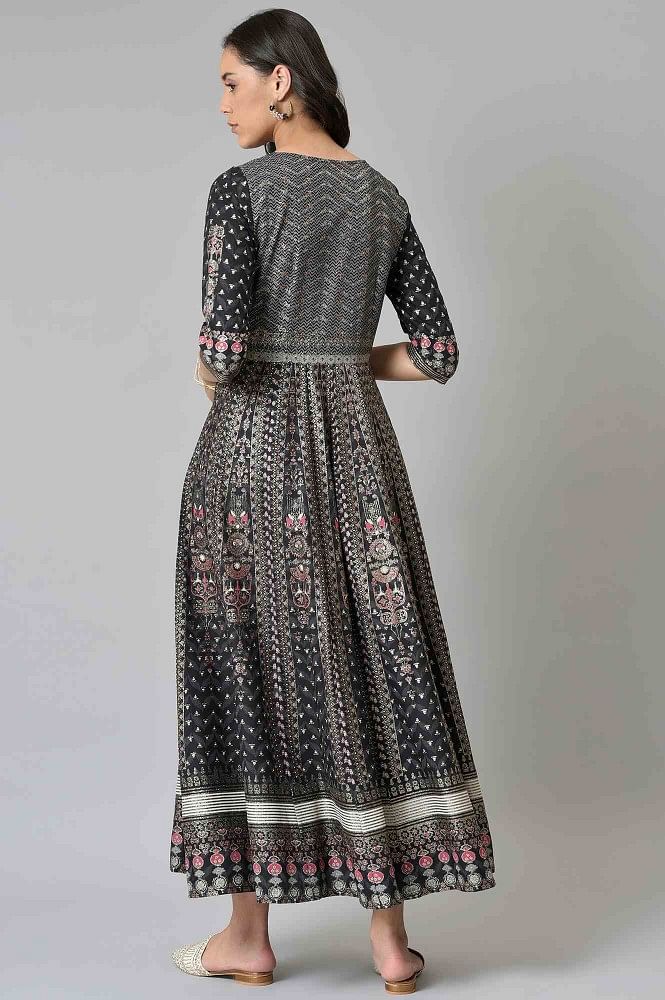 Utsa by Westside Black Floral Print Straight Kurta Price in India, Full  Specifications & Offers | DTashion.com