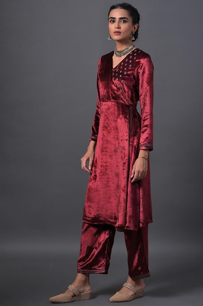 Buy Dark Red Zari Topstitched Placket Kurta With Straight Pants Co-ord Set  Online - W for Woman
