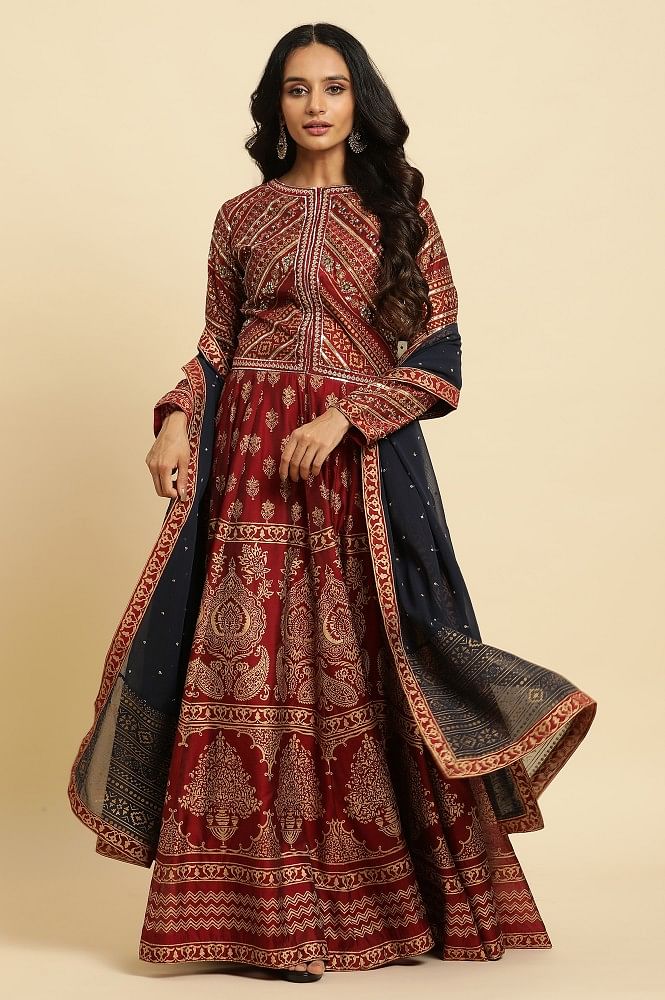 Dressy Plain Maroon Silk Anarkali Suit | Silk anarkali suits, Kurti designs  party wear, Traditional indian dress