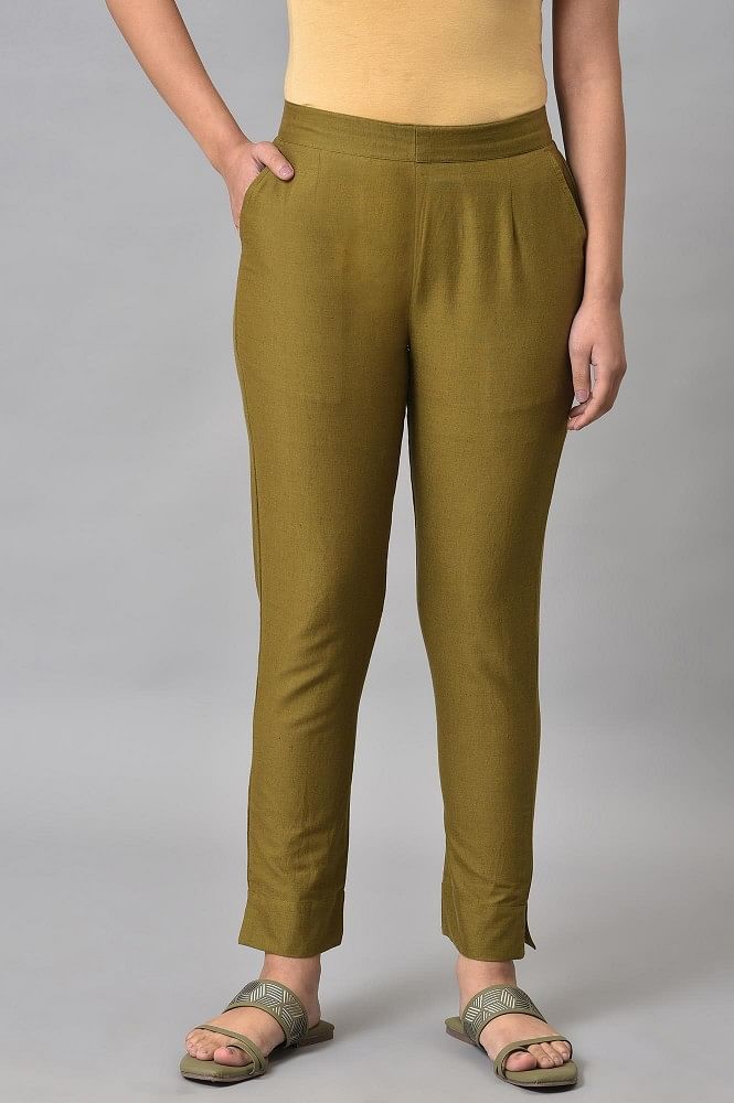 FOLK Slim-Fit Cotton and Nylon-Blend Twill Trousers for Men | Designer  clothes for men, Slim fit, Slim fit pants