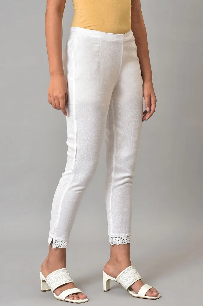 LATA White drawstring linen pants w/ lace detail