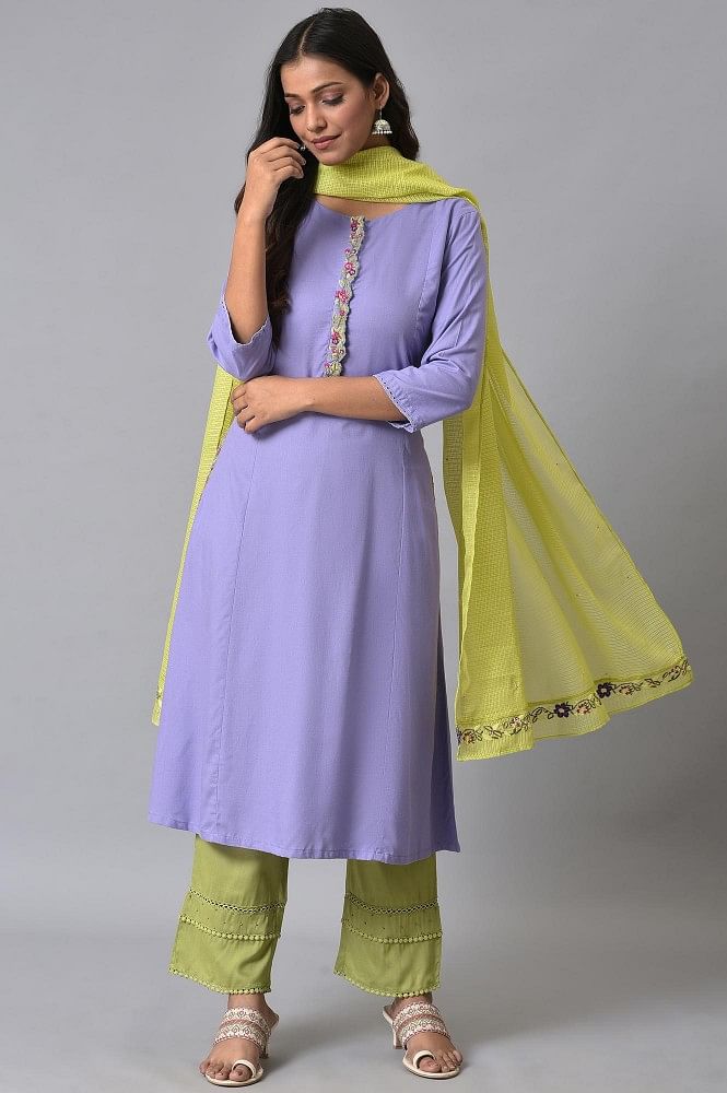 Purple hand emboidered chanderi silk kurta with palazzo - set of two by  Label Priya Chaudhary | The Secret Label