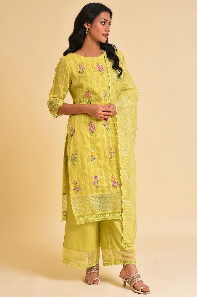 Buy Payal Womens Off white Kurta With Green Parallel Pants Online at Low  Prices in India  Paytmmallcom