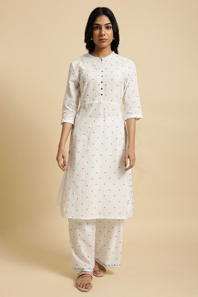 Buy Zuri White Embroidered Organza Kurta Paired With Matching Pant And  Heavy Chikankari Dupatta online