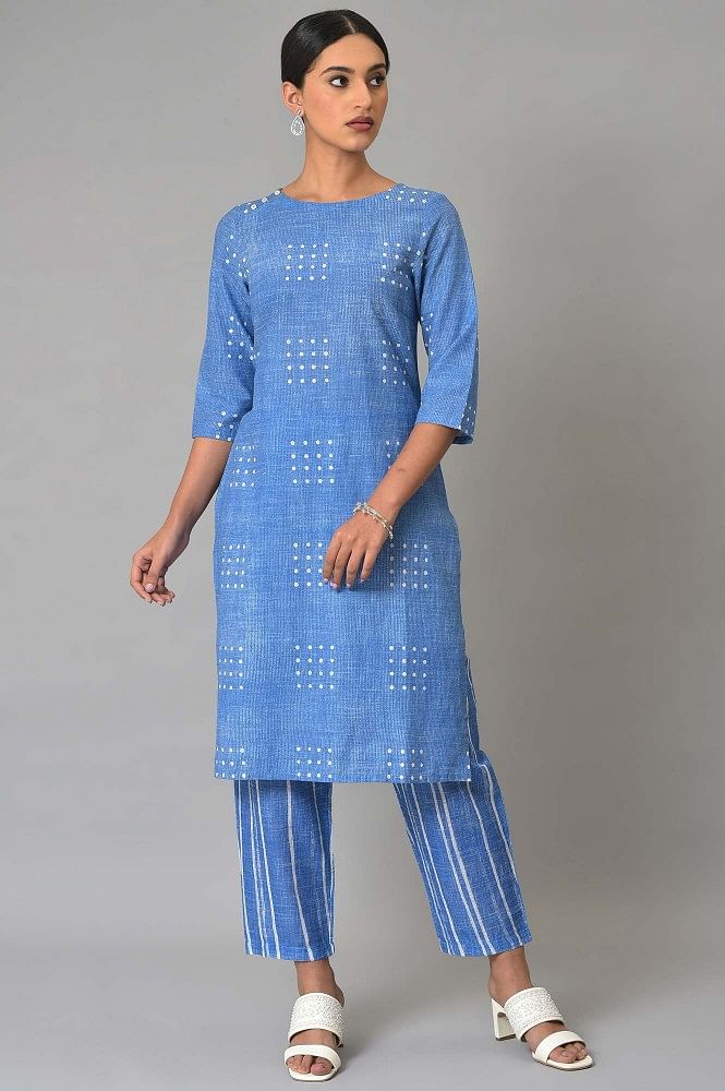 Buy Tarini Vij Blue Banana Crepe Sekhmet Top And Flared Trousers Set Online   Aza Fashions