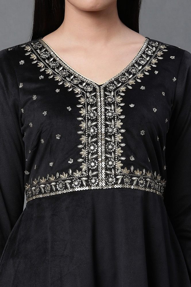 Buy online Velvet Winter Kurtis from Kurta Kurtis for Women by Gupta  Fashion for ₹800 at 11% off | 2024 Limeroad.com
