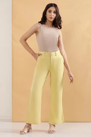 Buy online High Rise Solid Crop Pants from bottom wear for Women by Elleven  By Aurelia for ₹899 at 0% off